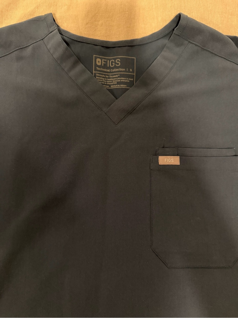 Figs Dark Harbor V-Neck Short Sleeve Scrub Top